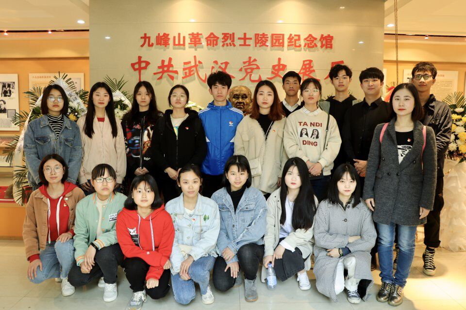 1554970294347352.png 图片2.png